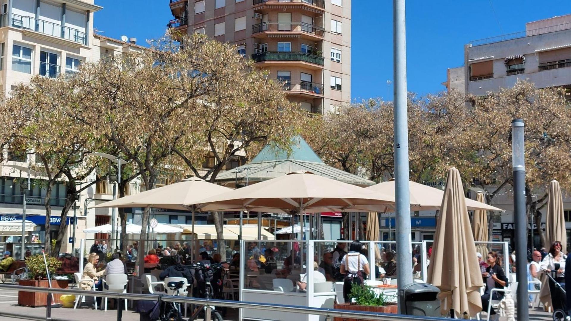Pet Friendly - Apartamento Centrico Y Cerca De La Playa Санта Пола Экстерьер фото