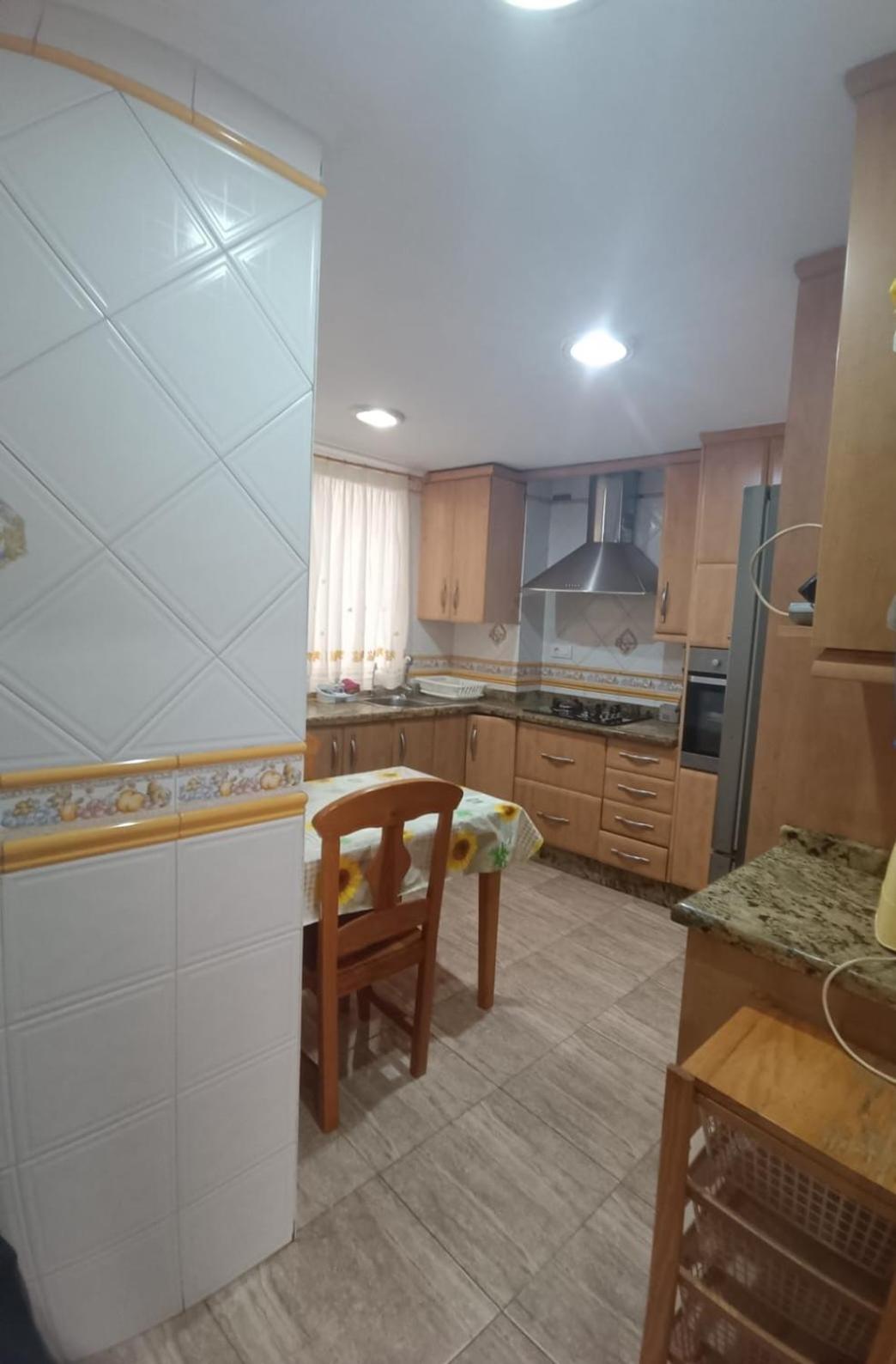 Pet Friendly - Apartamento Centrico Y Cerca De La Playa Санта Пола Экстерьер фото